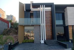 Foto de inmueble en Punta Altozano, 58350 Mich., Col. Paseo de los Canarios C.P. 58350, Morelia