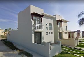 Foto de inmueble en Calle Naranjo Amargo, Col. Ixtapa C.P. 48280, Puerto Vallarta