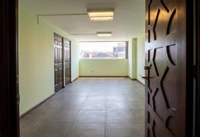 Foto de inmueble en C. Cedros 491, Privadas la Torre, 25016 Saltillo, Coah. #491, Col. Privadas La Torre C.P. 25016, Saltillo