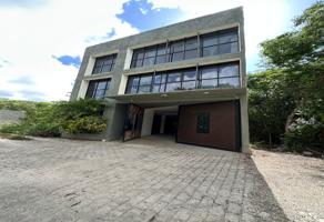 Foto de inmueble en Av. Prol. La Luna Supermanzana 524, 77533 Cancún, Q.R., Col. Supermanzana 50 C.P. 77533, Benito Juárez