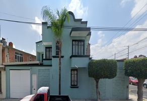 Foto de inmueble en José María Llorente , Col. Agua Clara C.P. 58189, Morelia