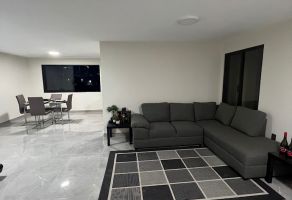 Foto de inmueble en ADOLFO LOPEZ MATEOS, Col. El Rosario C.P. 37125, León