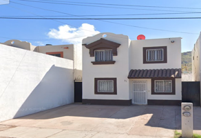 Foto de inmueble en Mar del Norte 37 #37, Col. Los Lagos C.P. 85425, Guaymas
