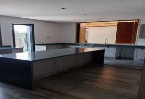 Foto de inmueble en B. Palma Brava, Bosque de las Palmas, 52787 Naucalpan de Juárez, Méx., Col. Palmas Altas Residencial C.P. 52787, Huixquilucan
