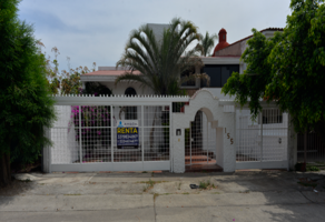 Foto de inmueble en P.º de Las Margaritas, Bugambilias, 45238 Zapopan, Jal., Col. Bugambilias C.P. 45238, Zapopan