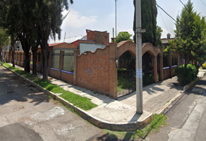 Foto de inmueble en  Selene #s/n, Col. Ampliación Selene C.P. 13430, Tláhuac