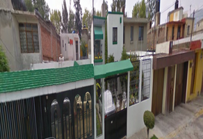 Foto de inmueble en GÉNOVA, Col. Izcalli Pirámide C.P. 54140, Tlalnepantla de Baz