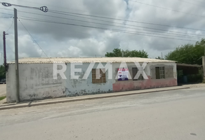 Foto de inmueble en GorrIones, Col. Lomas Del Real C.P. 87395, Matamoros