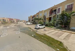 Foto de inmueble en GRECIA #302, Col. Maradunas C.P. 96535, Coatzacoalcos