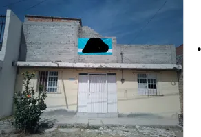 Foto de inmueble en HITA #109, Col. Saucillo de La Joya C.P. 37355, León