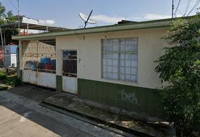Foto de inmueble en Ignacio, Col. Ignacio Ramírez C.P. 60155, Uruapan