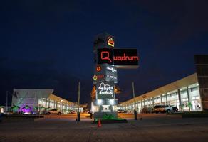 Foto de inmueble en Javier Anaya Villazón Col. Santa Rosa. Plaza Quadrum Local 11-B, Col. Santa Rosa C.P. 96538, Coatzacoalcos