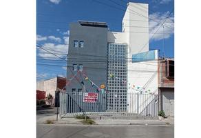 Foto de inmueble en Juan del jarro #540, Col. Los Reyes C.P. 78170, San Luis Potosí