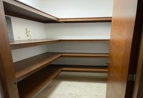 Foto de inmueble en La loma, Col. Club de Golf la Loma C.P. 78215, San Luis Potosí