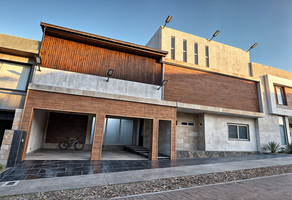 Foto de inmueble en La Vista, Col. Residencial Parque La Gloria C.P. 76177, Querétaro