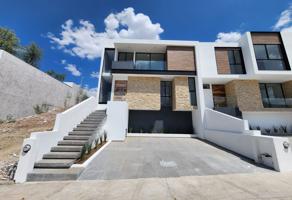 Foto de inmueble en Lomalta, Col. Bosques Tres Marías C.P. 58200, Morelia