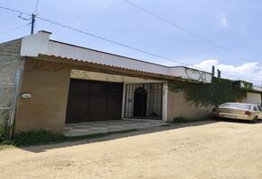 Foto de inmueble en  , Col. Los Compadres C.P. 68270, Tlalixtac de Cabrera