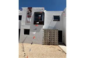 Foto de inmueble en  , Col. Los Encinos C.P. 97370, Kanasín