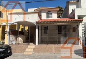 Foto de inmueble en Casa en Venta con Amplio Jardín en Col. Manuel R. Diaz #322, Col. Manuel R Diaz C.P. 89515, Ciudad Madero