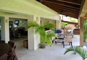 Foto de inmueble en Marina ixtapa, Col. Marina Ixtapa C.P. 40880, Zihuatanejo de Azueta