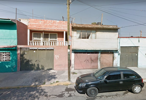 Foto de inmueble en Nezahualpilli, Col. Juárez Pantitlán C.P. 57460, Nezahualcóyotl