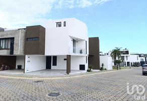 Foto de inmueble en Orizaba #60, Col. Angelopolis C.P. 72193, Puebla