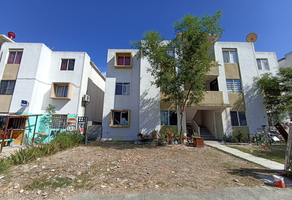 Foto de inmueble en Palo Blanco, Col. Valle del Roble C.P. 67458, Cadereyta Jiménez