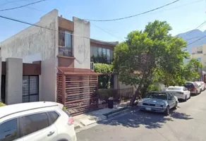 Foto de inmueble en PAPANTLA #422, Col. Mitras Norte C.P. 64320, Monterrey