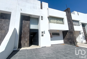 Foto de inmueble en Parque Jacaranda #203, Col. Puerta del Sol C.P. 37670, León