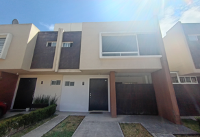Foto de inmueble en Paseo Arboleda, Col. Villas de San Mateo C.P. 50220, Toluca