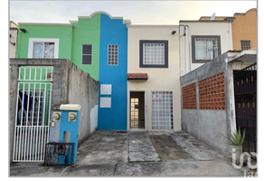 Foto de inmueble en Paseo de Cosamaloapan #424, Col. Palma Real C.P. 91826, Veracruz