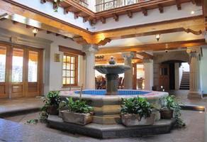 Foto de inmueble en Paseo de los Cedros, Col. Club de Golf los Encinos C.P. 52005, Lerma