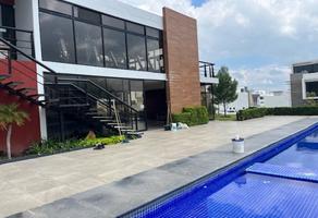 Foto de inmueble en Paseo de los Emperadores, Col. Valle Imperial C.P. 45134, Zapopan