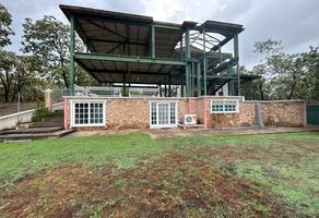 Foto de inmueble en Paseo del Paraíso, Col. Bosques de la Primavera C.P. 45133, Zapopan