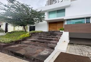 Foto de inmueble en Paseo Royal Country 5505, Col. Royal Country C.P. 45116, Zapopan