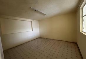 Foto de inmueble en Pensador Mexicano, Col. Las Flores C.P. 50018, Toluca