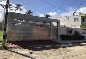 Foto de inmueble en Renta de Casa Amueblada  con 4 Habitaciones en Calle Campeche, Col. Petrolera, Coatzacoalcos, Ver., Col. Petrolera C.P. 96500, Coatzacoalcos