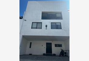 Foto de inmueble en Privada camino real #110, Col. Los Girasoles C.P. 76159, Querétaro