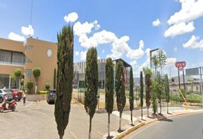 Foto de inmueble en Prolongación Bernardo Quintana #540, Col. Álamos del Lago C.P. 76140, Querétaro