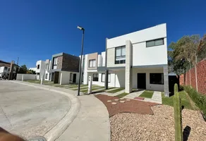 Foto de inmueble en Roble #1000, Col. Centro C.P. 76800, San Juan del Río