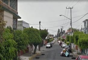 Foto de inmueble en , Col. San Pedro Zacatenco C.P. 07360, Gustavo A. Madero