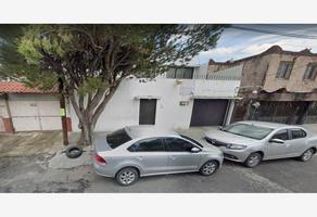 Foto de inmueble en  , Col. San Pedro Zacatenco C.P. 07360, Gustavo A. Madero