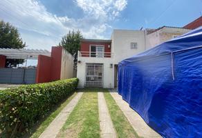 Foto de inmueble en  , Col. Santiago Tianguistenco de Galeana C.P. 52600, Tianguistenco