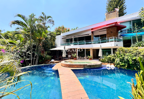 Foto de inmueble en Tabachines, Col. Tabachines C.P. 62498, Cuernavaca