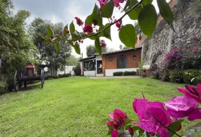 Foto de inmueble en Tehuixtle #45, Col. Valle de Tepepan C.P. 14646, Tlalpan