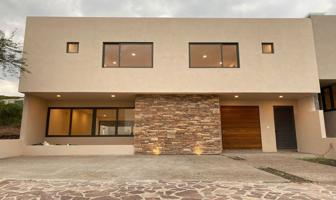 Foto de inmueble en  Fogata 66, Col. Altozano el Nuevo Querétaro C.P. 76237, Querétaro