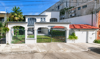 Foto de inmueble en Cereza 32, 77500 Cancún, Q.R. #s/n, Col. Cancún Centro C.P. 77500, Benito Juárez