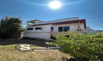 Foto de inmueble en José Ma. Morelos y Pavón, Centro, Cuernavaca, Mor., Col. Cuernavaca Centro C.P. 62000, Cuernavaca