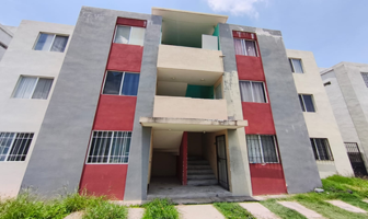 Foto de inmueble en Valle De Tlacote  #351, Col. Ciudad del Sol Sección Valle de Santiago C.P. 76116, Querétaro