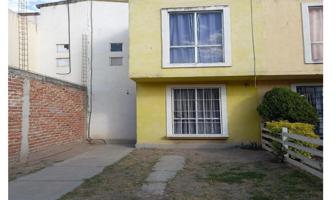 Foto de inmueble en Cto María Izquierdo Central, Fraccionamiento Hacienda del Bosque, 38117 Celaya, Gto. #s/n, Col. Hacienda del Bosque C.P. 38028, Celaya